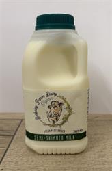 Berkeley Farm Dairy Berkeley Farm Dairy Organic Semi Skimmed Milk 500ml